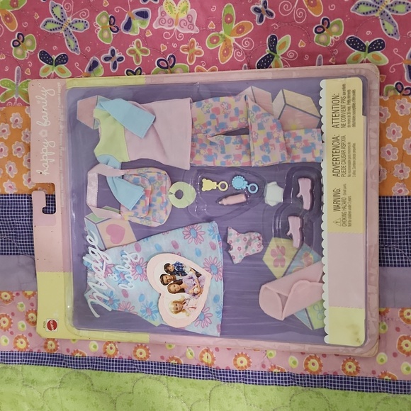 FEATURES MIDGE,BARBIES BEST FRIEND. - Picture 13 of 13